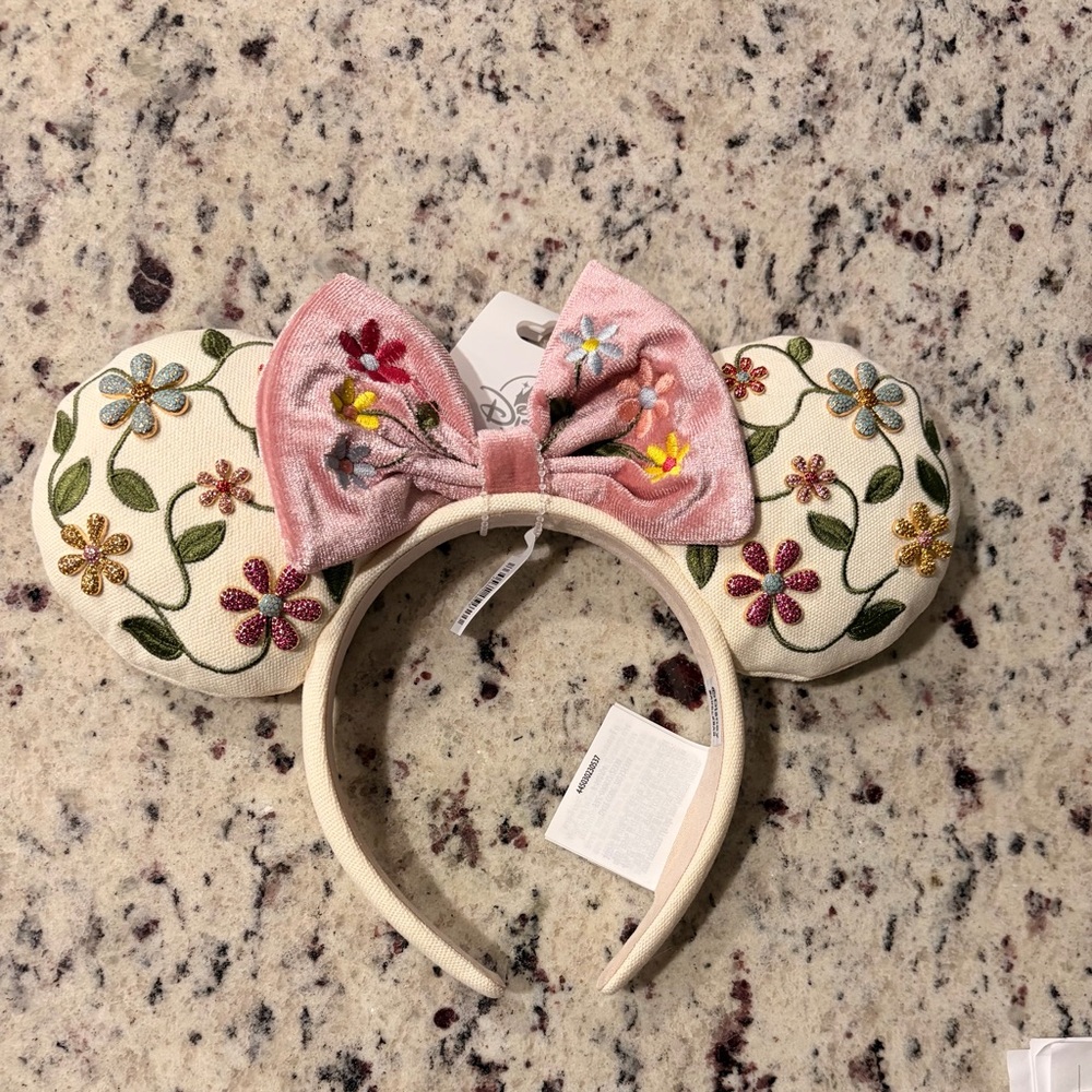 New Baublebar Minnie Floral Ears